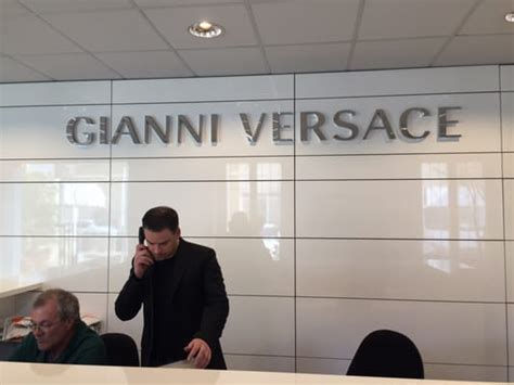 spaccio versace novara|Gianni Versace S.p.a, Novara .